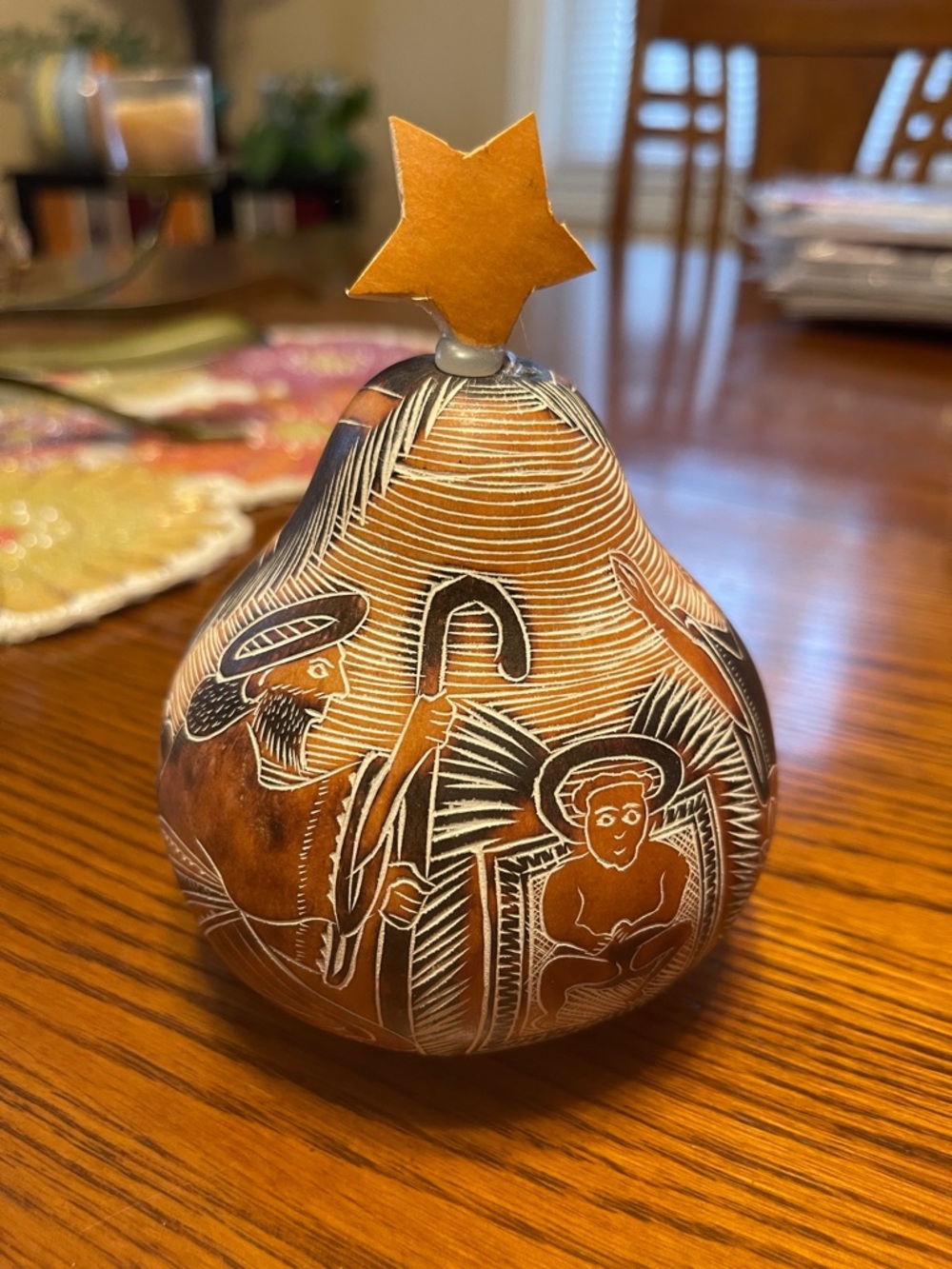 Gourd with Nativity Scene and Star. Handcrafted in Peru